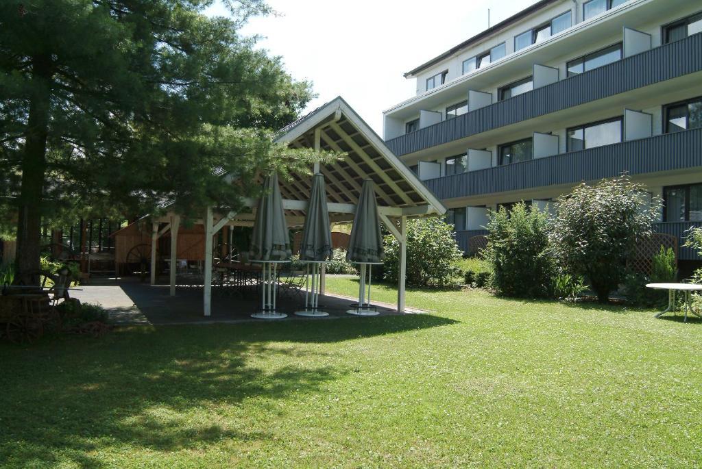 Hotel Dahl Wachtberg Bagian luar foto